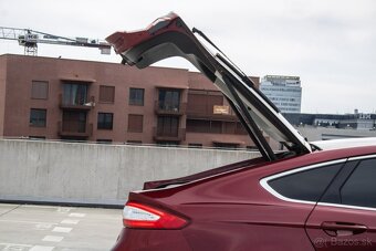 Ford Mondeo 1.6 EcoBoost SCTi Trend - 19