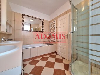 Predáme 6-izbový rodinný dom Kavečany 800m2, dvojgaráž, bazé - 19