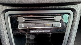 Volkswagen Sharan 2.0 TDI BMT Comfortline 7.miestny - 19