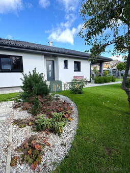 Predaj 3izbový RD, 15 min. od Piešťan, 8,5á pozemok EXKLUZÍV - 19