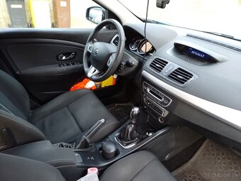 Renaul Megane combi 1,2TCe - 19