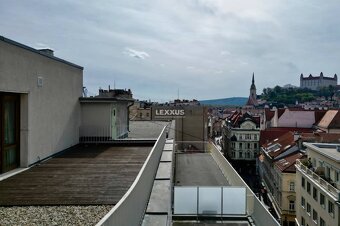 | Penthouse s dvoma terasami na pešej zóne Starého Mesta - 19