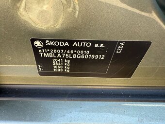 ► ŠKODA YETI 1,4 TSI DSG 4x4 - 110 KW PARK. SENZORY◄ - 19