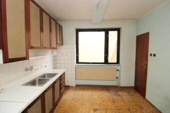 BRANDreal - veľký rodinný dom 824 m², Veľké Orvište - 19