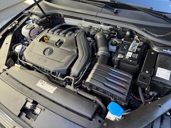 VOLKSWAGEN PASSAT, R-LINE,1,5 TSI, MANUÁL, 1/2019, 173 290KM - 19