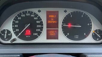 Mercedes-Benz B trieda 180 CDI Sport - 19