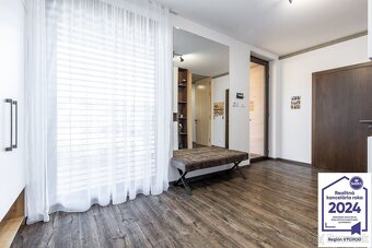 Dvojpodlažný rodinný dom - novostavba, Malá Ida - 19