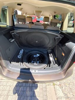 Touran 1.6 TDI Comfortline, 77 kW, A7, 5d - 19