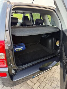 Suzuki Grand Vitara 2.4 Limited Edition benzin facelift 4x4 - 19