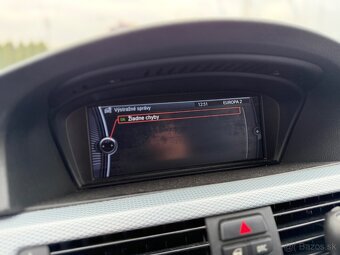 BMW Rad 3 Touring 335i  xDrive A/T - 19