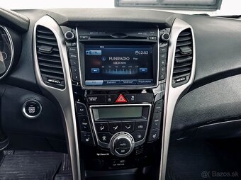 Hyundai i30 CW 1.6 CRDi 136 Style - 19