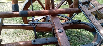Starý drevený konský voz - rebriňak IV - 19