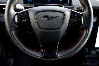 Ford Mustang Mach-E 75,7kWh RWD STD - 19