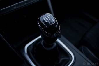 Renault Mégane Grandtour TCe 140 GPF Intens - 19