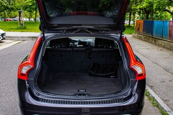 Volvo V60 D5 2.4 205PS - 19