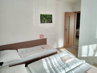 NOVOSTAVBA: 6-izbová CHATA, VL pozemok 484 m2 v Martine - 19