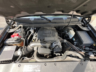 Chevrolet Silverado 5.3 V8, 4x4, LPG, 97 500 km, tažné 3.5t - 19