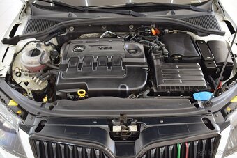 Škoda Octavia 2,0 TDI RS 135 kW,NAVI,Bi-xen,ACC, - 19