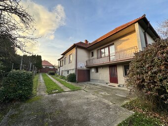 Priestranný podpivničený rodinný dom v Zlatých Moravciach – - 19