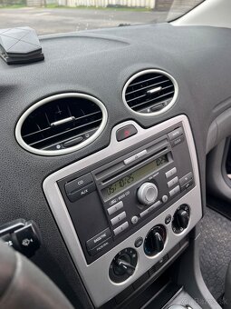 Ford Focus combi 1,8 tdci - 19