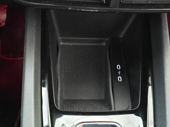 Škoda Octavia Combi 2.0 TDI SCR Ambition DSG - 19