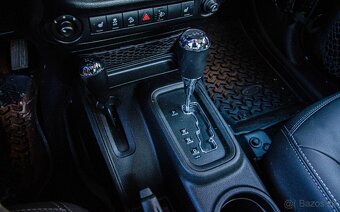Jeep Wrangler 2.8 CRD Rubicon A/T, 147kW, A5. - 19
