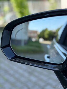 Predám Volvo V60 R DESIGN,D4, AWD, AT8, r.v. 2020 - 19