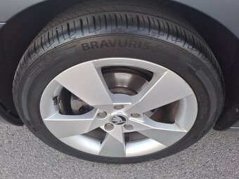 ŠKODA OCTAVIA COMBI 1.6 TDI DSG 116K - 19