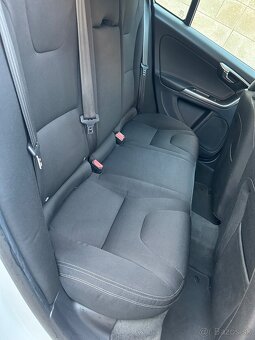 Volvo V60 D4 2.0D 133kw - 19