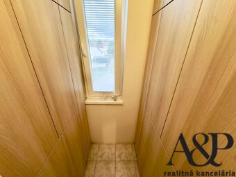 3 IZB. REKONŠTRUOVANÝ BYT S BALKÓNOM A KOMOROU, 74M2, ROBOTN - 19