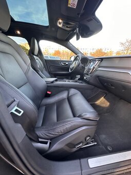 Volvo V60 2.0 4×4, rok 2020 – plná výbava - 19