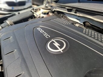 Opel Insignia 2.0 CDTI BiTurbo 195k Cosmo AT6 OPC Line - 19