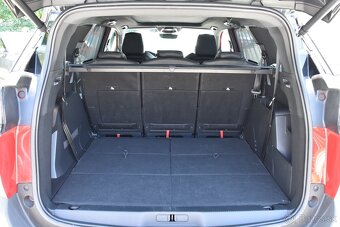 Peugeot 5008 2.0 BlueHDi 180k EAT8 GT 7_MIESTNE SR 2021 DPH - 19