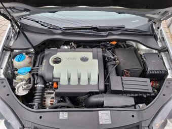 VOLKSWAGEN GOLF 1.9 TDI GT EDITION M6 - 19