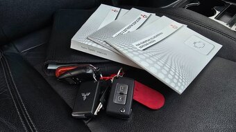 Mitsubishi Pajero 3.2 DID Instyle, ťažné + ODPOČET DPH - 19