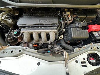 Honda Jazz / koupeno v ČR KLIMA 1.4/73kW r.v. 2014 - 19
