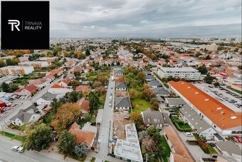 POSLEDNÁ NOVOSTAVBA RODINNÉHO DOMU - TRNAVA CENTRUM - 19