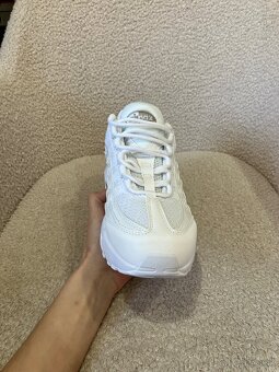 Nike Airmax 95 White Shoes - 19