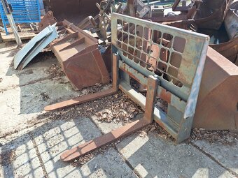 BOBCAT S 175 4X4 - 19