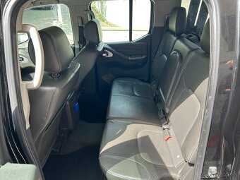 Nissan Navara DoubleCab 3.0 V6 dCi Platinum A/T Long - 19