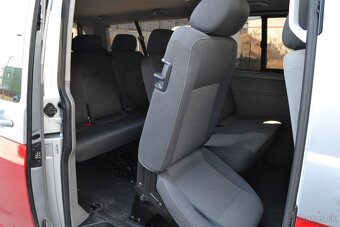 Volkswagen Caravelle 2.0TDi - 19