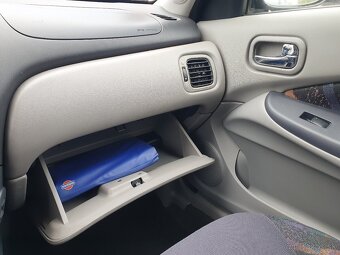 Nissan Almera 1,5 - 19