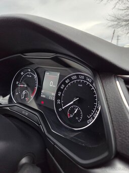 Škoda Superb 2.0TDI DSG - 19