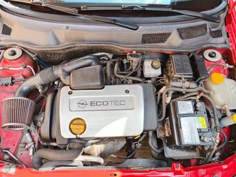 Opel Astra G 1.6 16V - 19