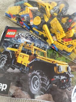 Lego mix, technik aj autá aj zvierata - 19