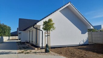 PREDAJ - NOVOSTAVBY - ZLATÉ MORAVCE - 19