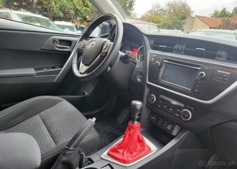 Toyota Auris 1.6-KAMERA-KLIMA-NAVI - 19