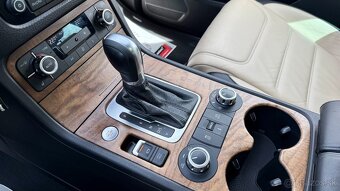 Volkswagen Touareg 4.2 TDI V8 EXCLUSIVE 4MOTION WEBASTO - 19