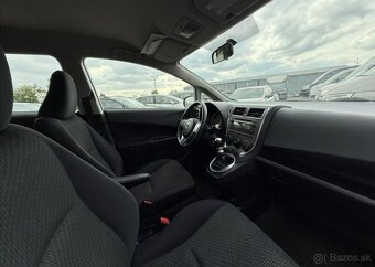 Toyota Verso 1,3 VVT-i 73kW KLIMA benzín manuál 73 kw - 19