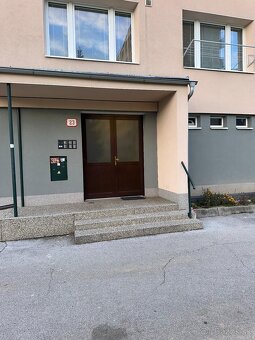 1 izb. byt 40m2- CENTRUM-Pôvodný Stav - 19
